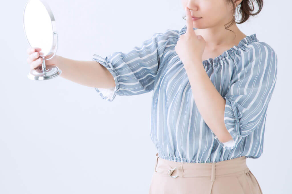 鼻のできものは鼻せつ めんちょう 感染症を引き起こしていることも 公式 細田耳鼻科ear Clinic 大阪府豊中市 土曜診察可 鼻のできものは鼻せつ めんちょう 感染症を引き起こしていることも 公式 細田耳鼻科ear Clinic 大阪府豊中市 土曜診察可